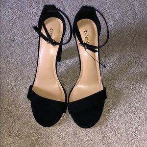 NWT [EXPRESS] Black heals